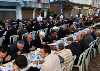 ‘İki Şehir Bir Sofra’ iftarına 2 bin kişi katıldı