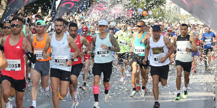 20'nci yılını kutlayan Runtalya Maratonu heyecanla koşuldu