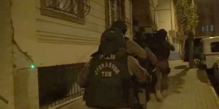 49 ilde DEAŞ operasyonu: 210 gözaltı