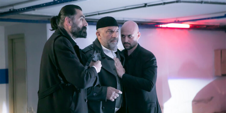 Arka Sokaklar dizisi heyecan ve gündem yaratmaya devam ediyor