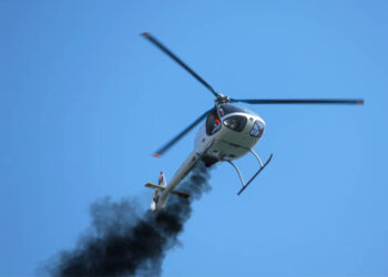 Avusturalya'da helikopter kazasında 2 kişi yaralandı
