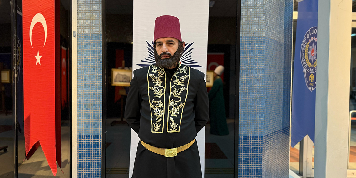 Ankara’da 'Tarihi Polis Kıyafetleri Sergisi'