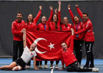 Bakan Bak’tan A Milli Kadın Tenis takımı için tebrik mesajı