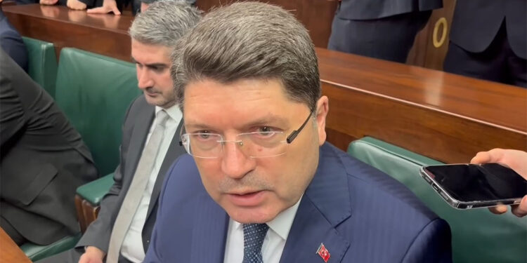 Gözaltındaki gençlere kötü muamele yapıldı mı?