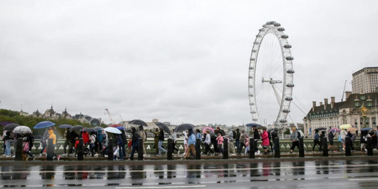 Birleşik Krallık'ta 'sarı alarm' verildi