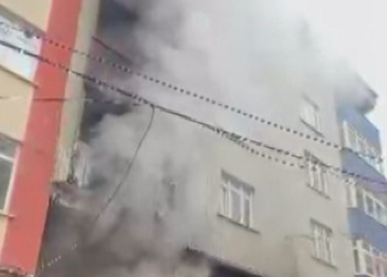 Bağcılar'da 5 katlı binadaki iş yerinde yangın