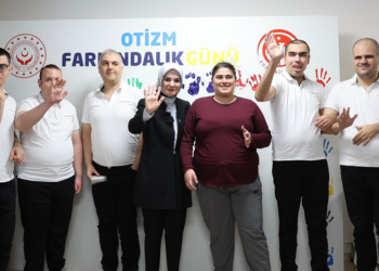 Bakan Göktaş'tan 'Dünya Otizm Farkındalık Günü' paylaşımı