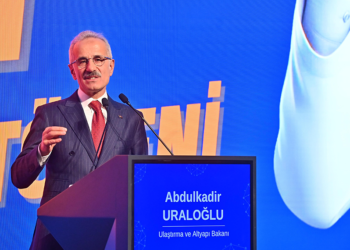 Bakan Uraloğlu açıkladı; Roblox yeniden erişime açılacak mı?