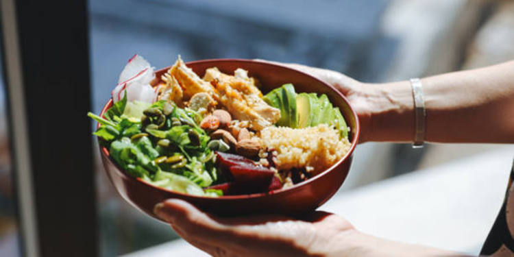 Beslenme alışkanlıkları, sağlıklı yaşlanma sürecini etkiliyor