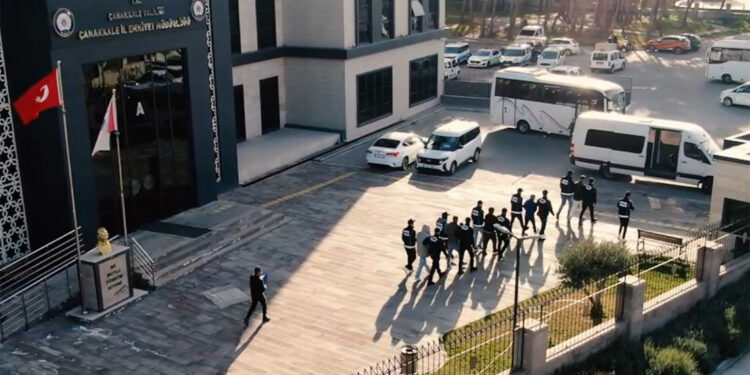 Çanakkale'de uyuşturucuya 9 tutuklama