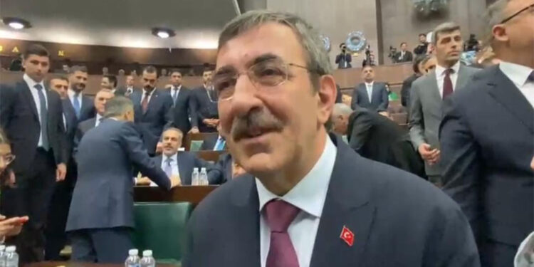 Herkesin eşit vatandaşlık içinde yaşadığı bir Suriye istiyoruz