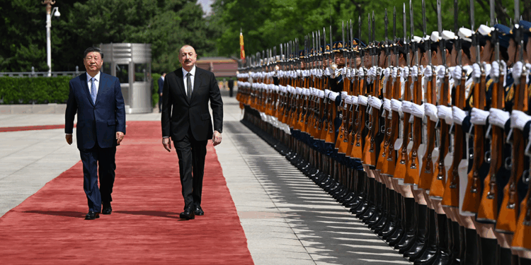 Çin Devlet Başkanı Şi ve İlham Aliyev'den 'stratejik ortaklık' mesajı