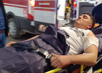 Düğünde bıçaklı kavga: 9 yaralı, 15 gözaltı