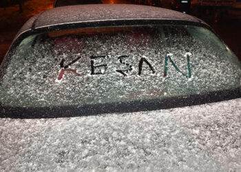 Keşan'da beklenen kar yağışı başladı