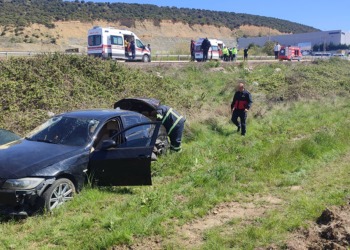 Edirne'de otomobiller çarpıştı: 5 yaralı
