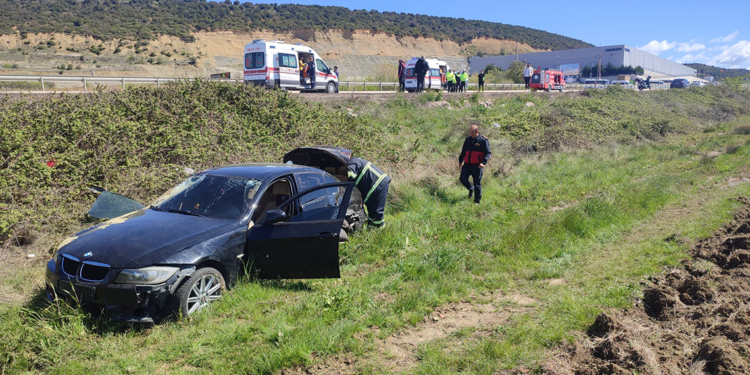 Edirne'de otomobiller çarpıştı: 5 yaralı