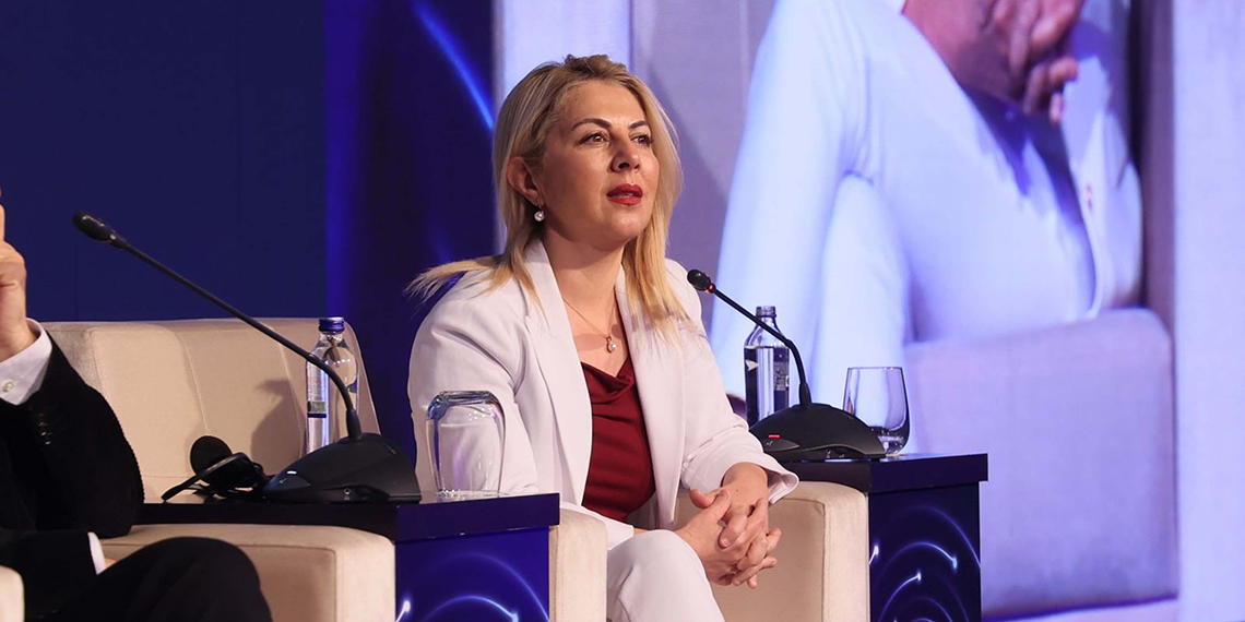 En akıllı toplum, teknolojiyi en insani kullanan olacak