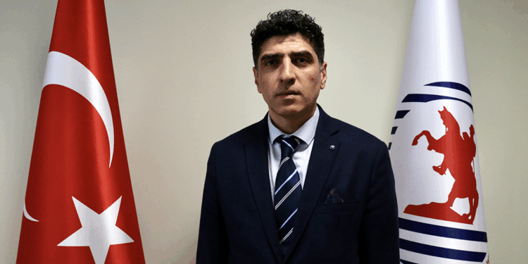 Eriyen kar suları ve sürekli devam eden yağışlar heyelan riskini artırdı