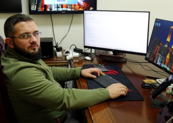 Erzurumlu yazılımcı sosyal paylaşım ağı geliştirdi