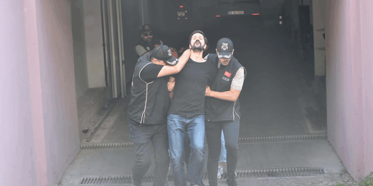 Eski HDP il başkanına 3 yıl 4 ay hapis