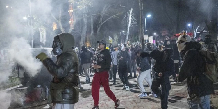 Eyleme katılan 139 kişiye 3'er yıl hapis istemi