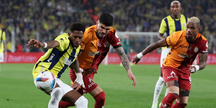 Galatasaray'dan Fenerbahçe'ye verilen cezalara itiraz