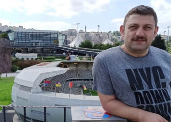 Fenerbahçe-Trabzonspor maçını izlerken beyin kanaması geçiren taraftar hayatını kaybetti