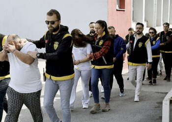 Adana'da masaj salonuna fuhuş operasyonu