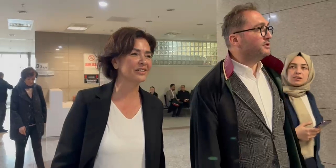 Gazeteci Özlem Gürses'e 1 yıl 3 ay cezası