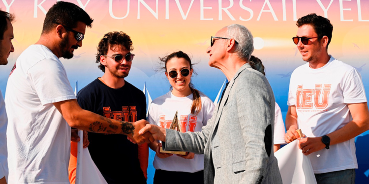 Genç yelkenciler Özgürlük Rotası'nda fırtına gibi esmeye hazırlanıyor