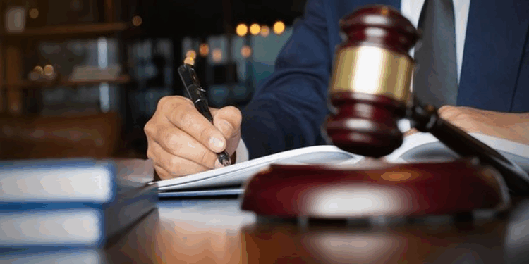 Hukuk Mesleklerine Giriş Sınavı pazar günü yapılacak