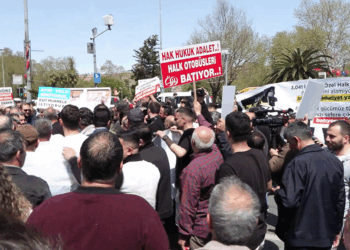 İETT'ye bağlı Özel Halk Otobüsü şoförleri, Saraçhane'de eylem yaptı