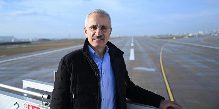 İstanbul Havalimanı, Avrupa'da üçlü pist operasyonunu başlatan ilk meydan olacak