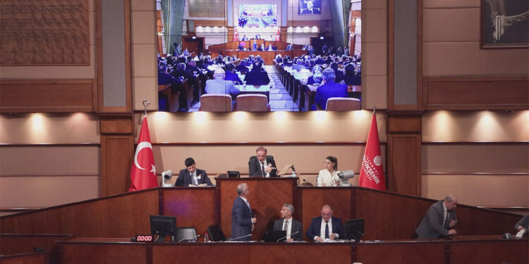 İBB Meclisi Nuri Aslan başkanlığında ilk kez toplandı