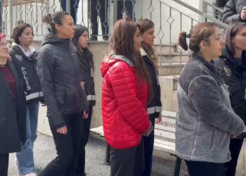 İBB'ye yönelik ikinci operasyonda gözaltına alınan 52 kişiden 18'i tutuklandı