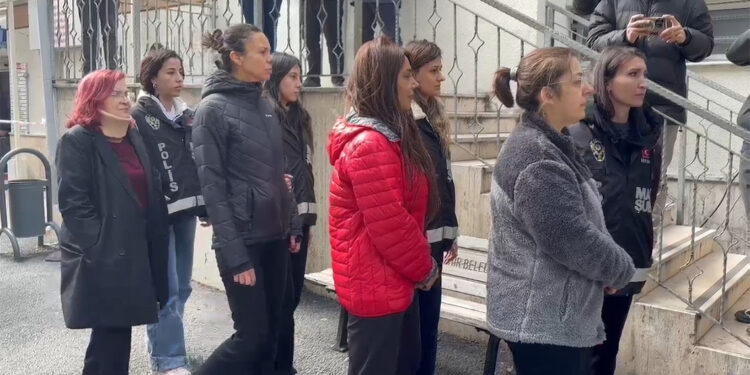 İBB'ye yönelik ikinci operasyonda gözaltına alınan 52 kişiden 18'i tutuklandı