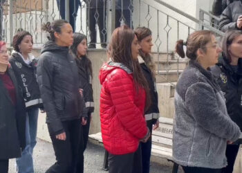 İBB'ye yönelik ikinci operasyonda gözaltına alınanlar sağlık kontrolünden geçirildi