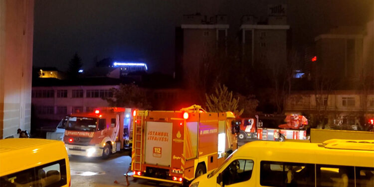 Maltepe Huzurevi'nde yangın