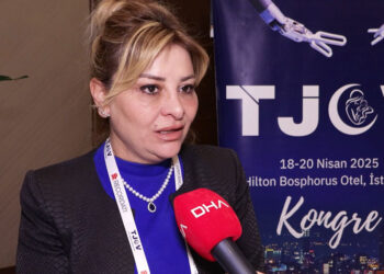 Doğal doğumun teşviki için anne adayı cesaretlendirilmeli