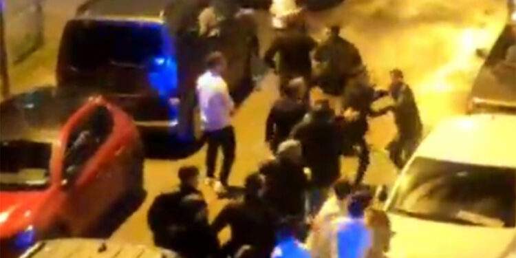 Sultangazi'de düğünde başlayan kavga sokağa taştı