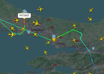 İstanbul'da şiddetli rüzgar hava trafiğini aksattı