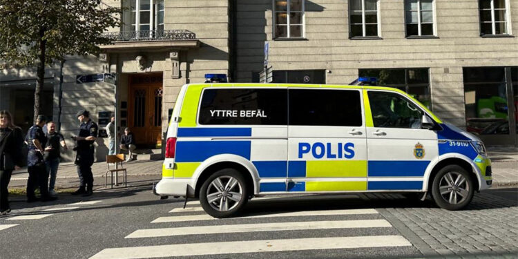 İsveç'te kuaför salonuna silahlı saldırı; 3 ölü