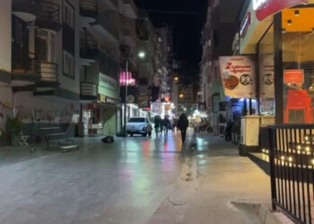İzmir Körfezi'nde 4 büyüklüğünde deprem