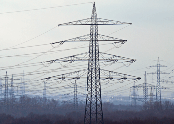 İspanya ve Portekiz'in büyük bölümünde elektrikler kesildi