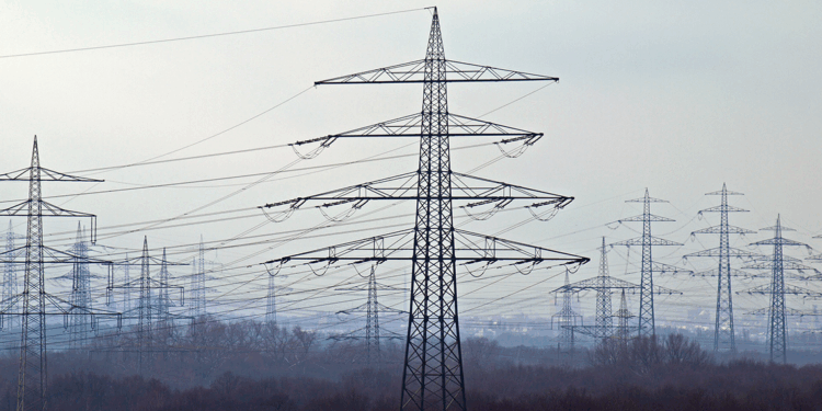 İspanya ve Portekiz'in büyük bölümünde elektrikler kesildi