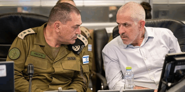 İsrail'de iç istihbarat teşkilatı direktörü görevden ayrılacağını açıkladı