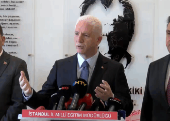 İstanbul'daki depremde okullar hasar aldı mı?