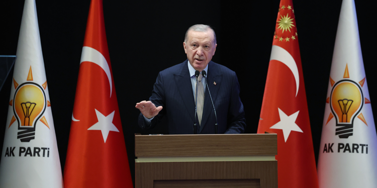 İstanbul'daki yolsuzluk buz dağının görünen kısmı