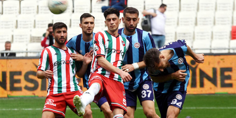 Karşıyaka'nın büyüklüğünü gösterin