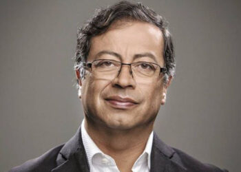 Gustavo Petro ABD'nin vizesini iptal ettiğini duyurdu